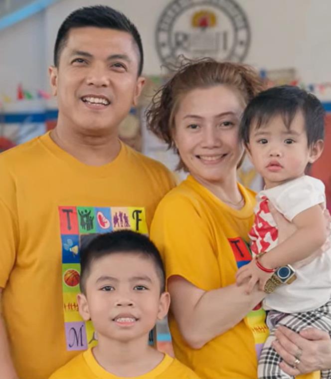 Knights and their families in Luzon, Philippines